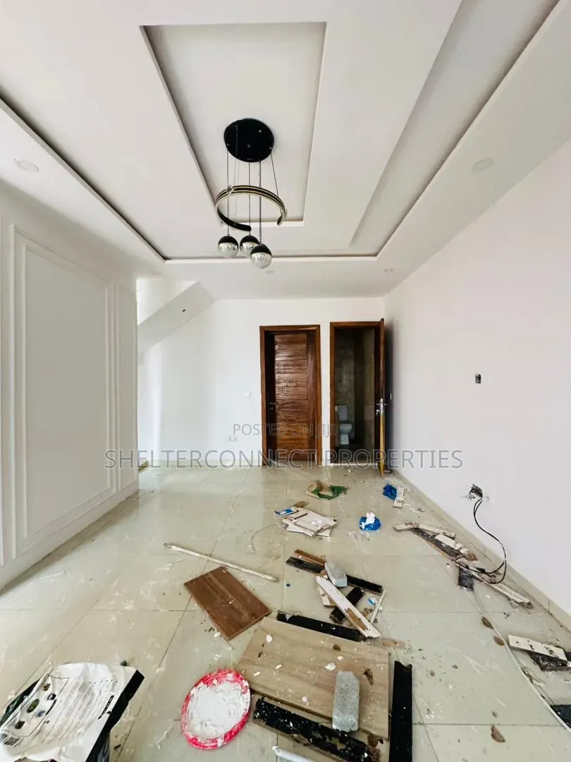 2bdrm Maisonette in Ikate for rent