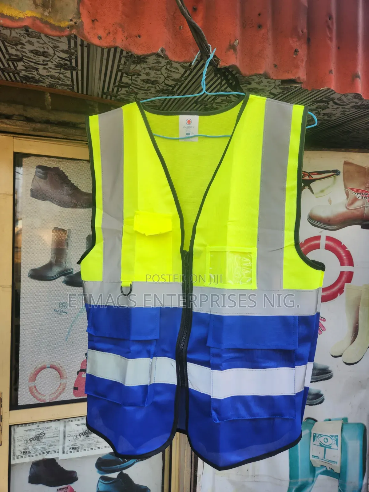 Pocket Reflective_ 2 Color Vest