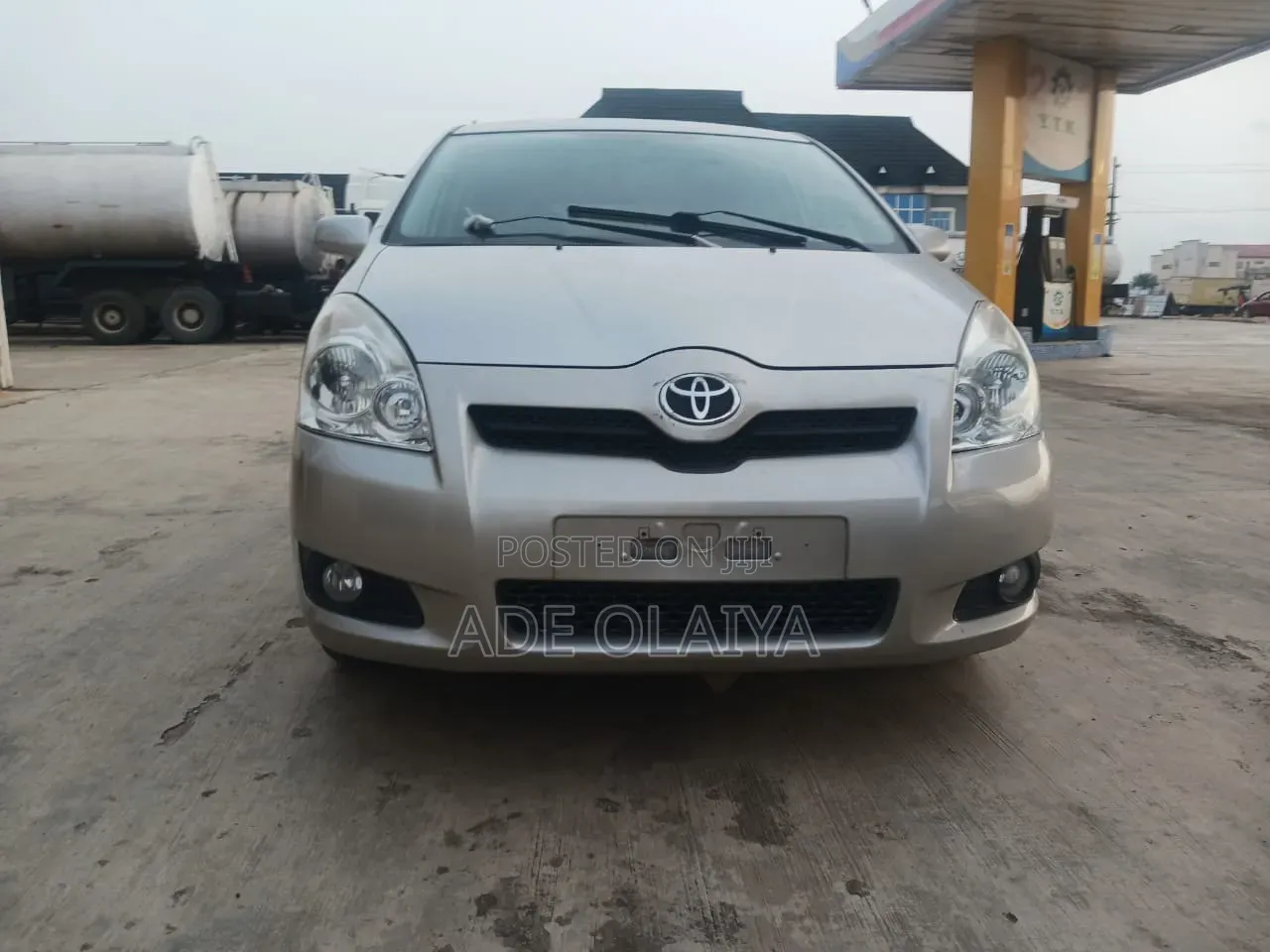 Toyota Verso 1.8 2009 Silver