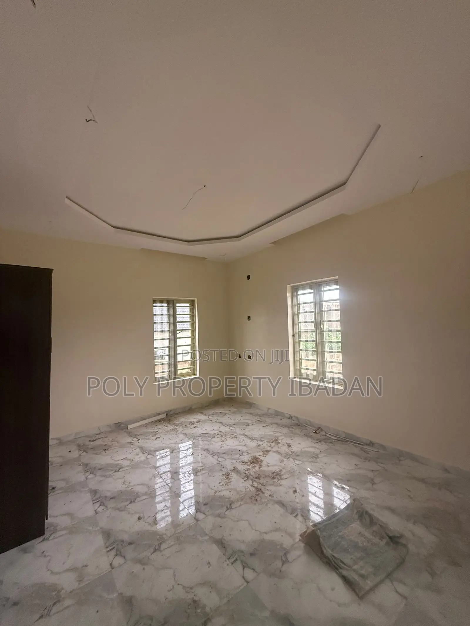 2bdrm Apartment in Kolapo Ishola Gra, Akobo for rent