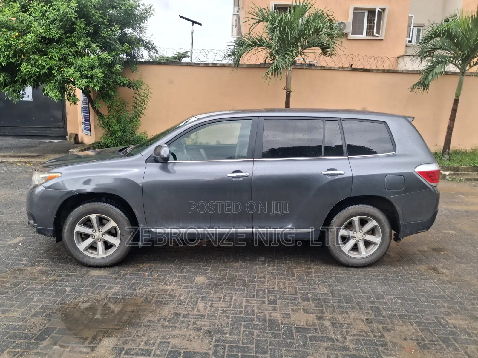 Toyota Highlander 2013 Gray