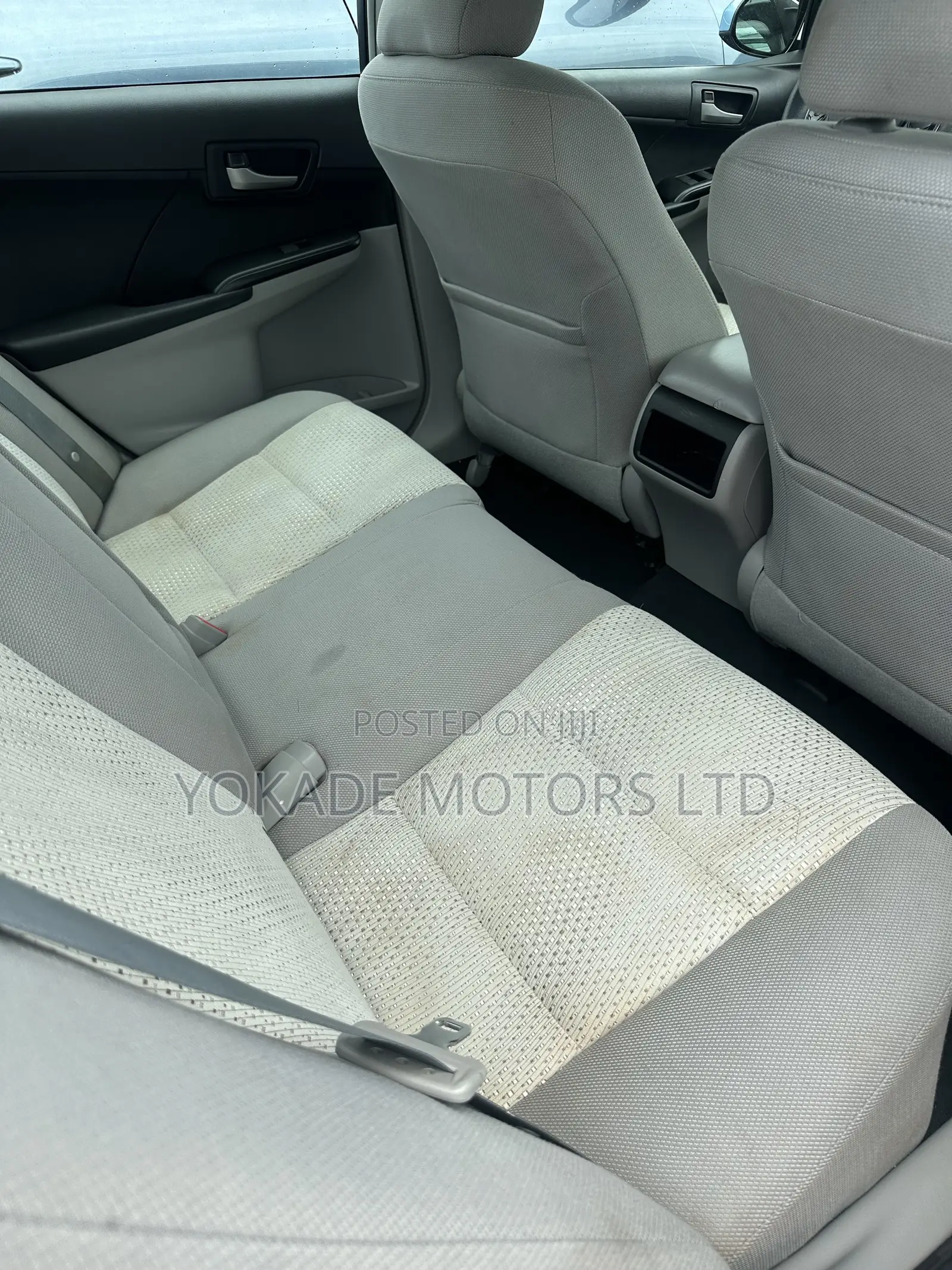 Toyota Camry LE 4dr Sedan (2.5L 4cyl 6A) 2012 Blue