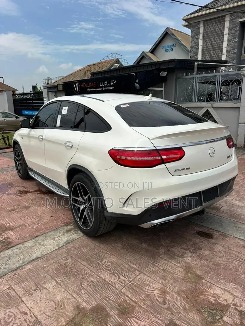 Mercedes-Benz GLE-Class 2017 White