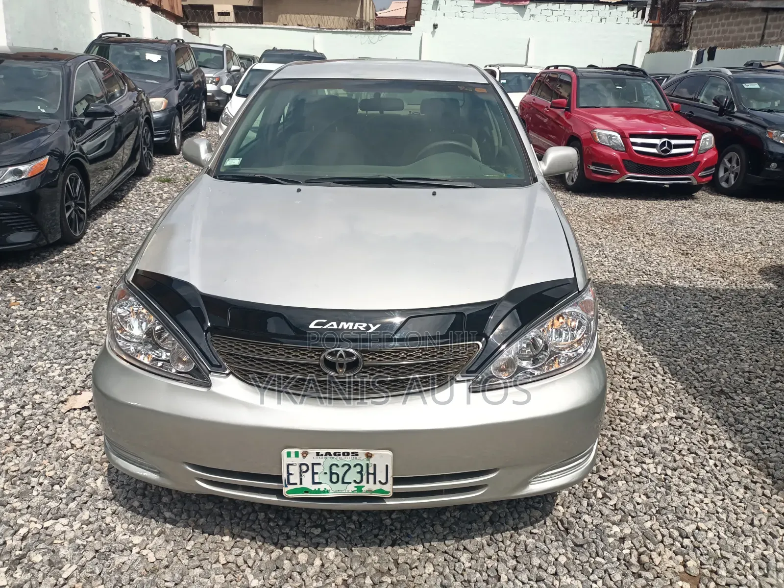 Toyota Camry LE 4dr Sedan (2.4L 4cyl 5M) 2004 Silver