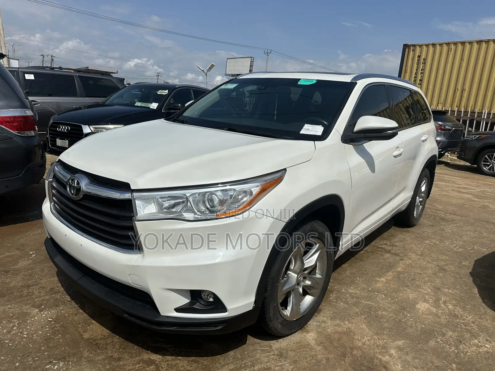 Toyota Highlander Limited 4dr SUV AWD (3.5L 6cyl 6A) 2015 White