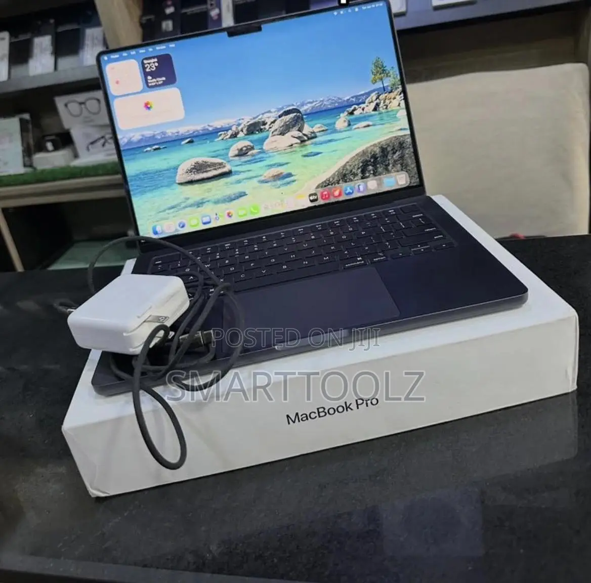 Laptop Apple MacBook Pro 2025 M5 16GB Apple M5 Pro SSD 512GB