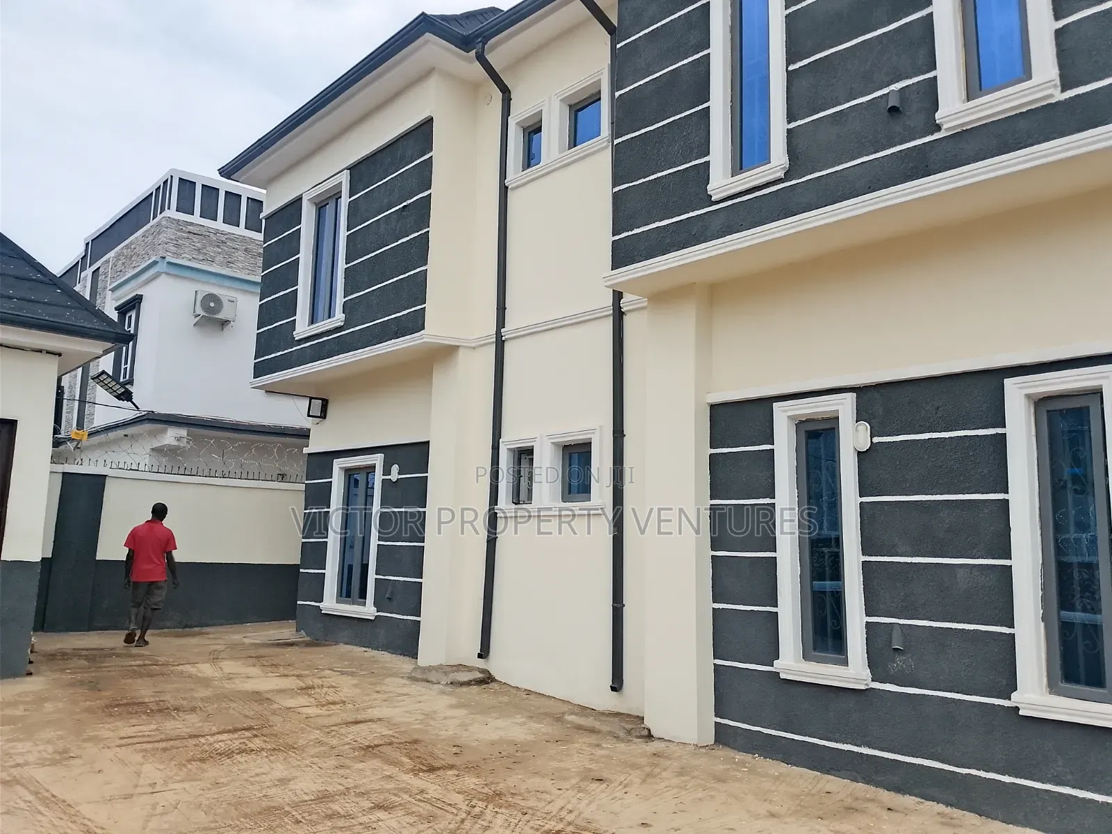 2bdrm Block of Flats in Kubwa for rent