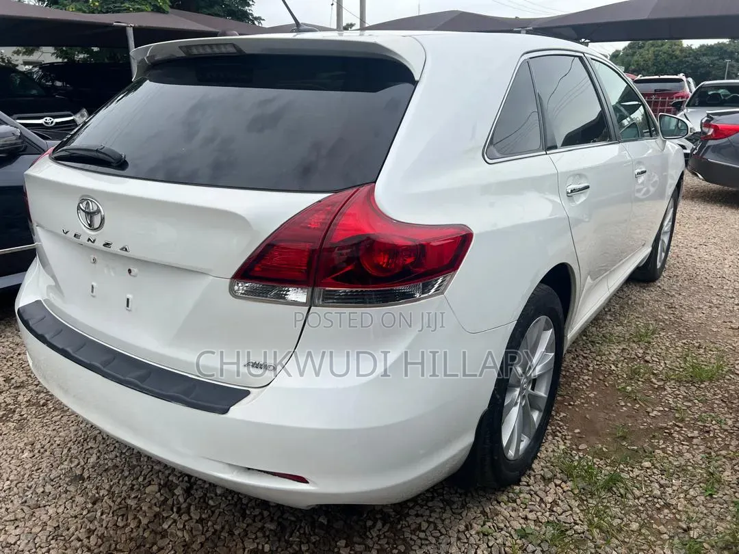 Toyota Venza 2013 White