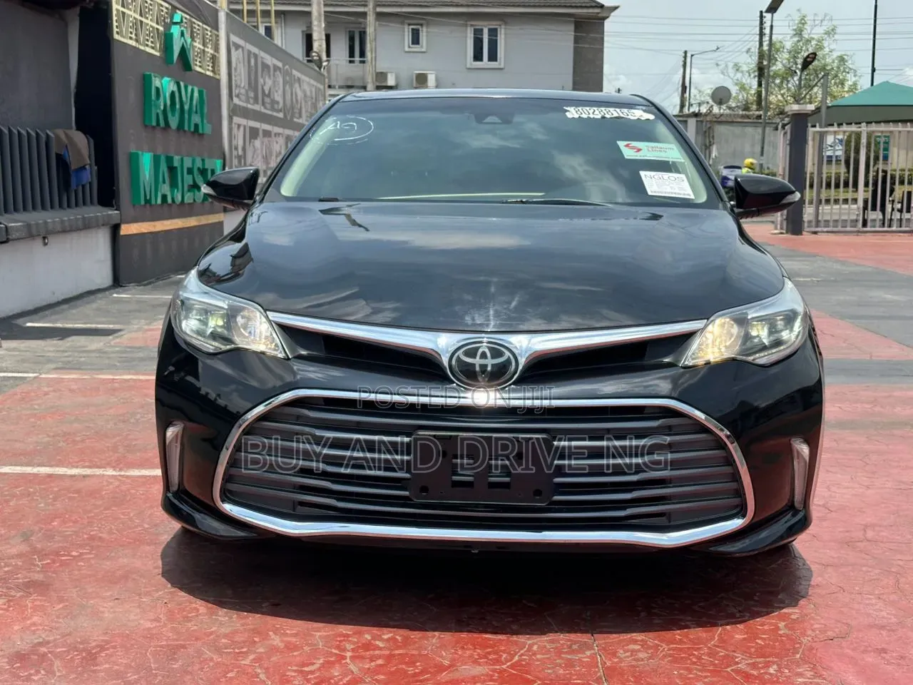 Toyota Avalon Limited Sedan FWD (3.5L 6cyl 6A) 2017 Black