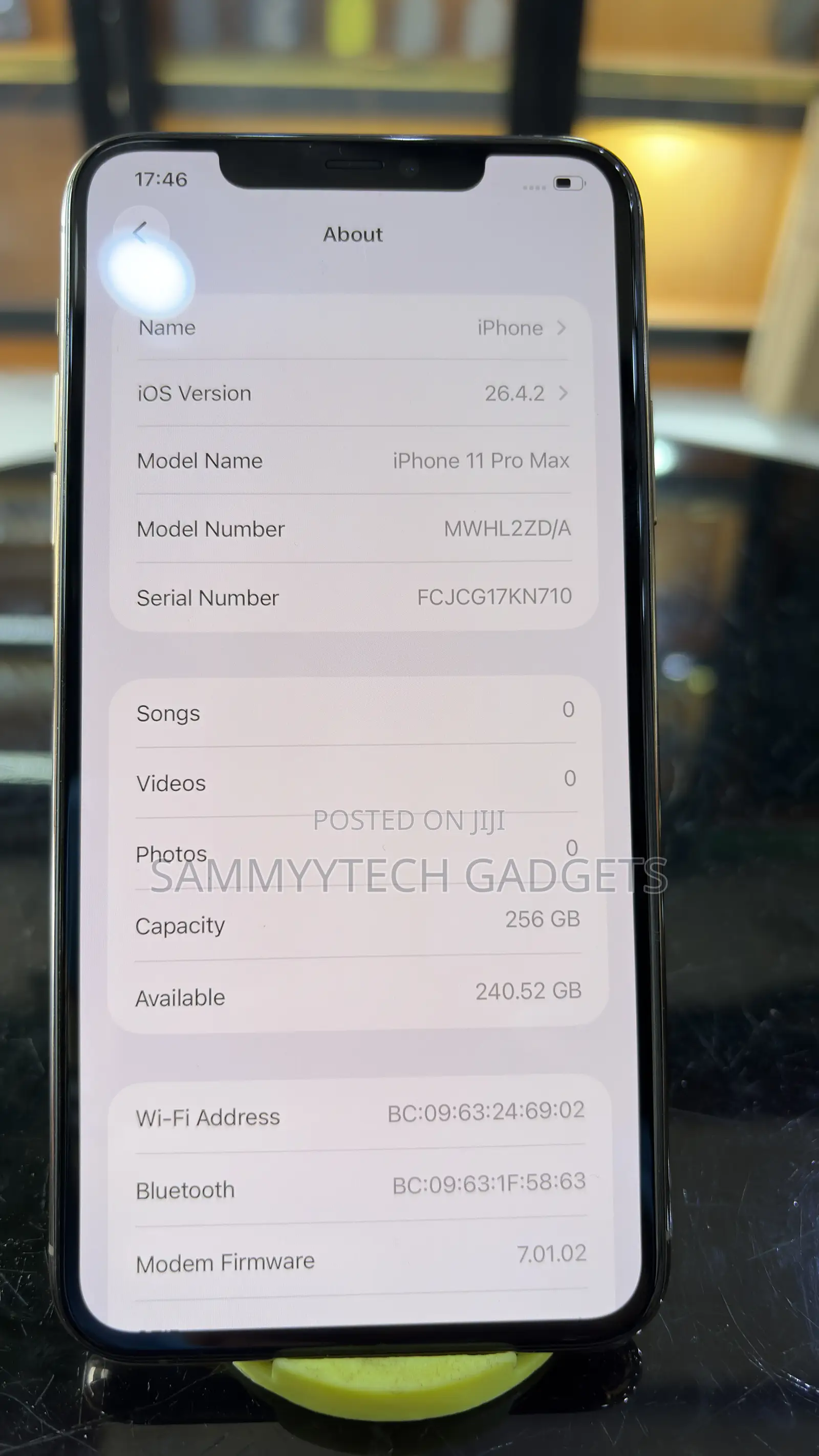 New Apple iPhone 11 Pro Max 256 GB Gold