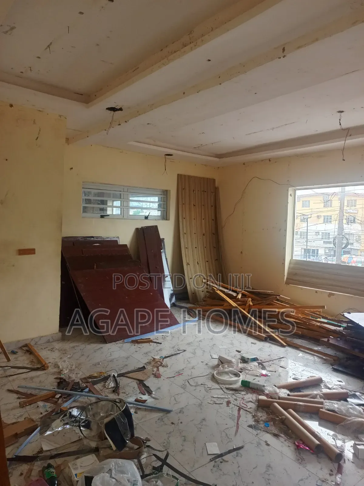 Shop Space With in Built Toilet on the 1st Floor Facing a Major Road