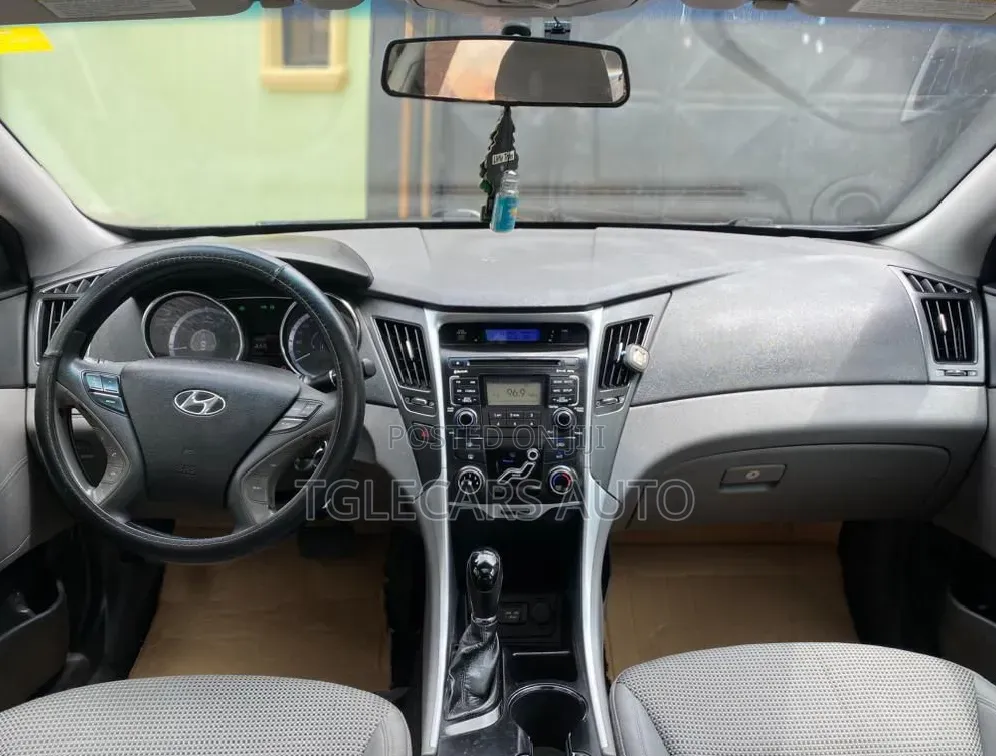 Hyundai Sonata 2011 Blue