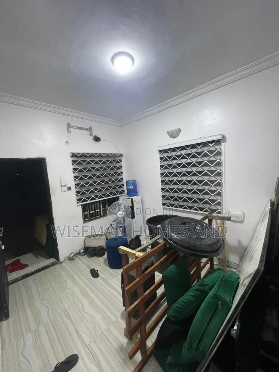 Mini Flat in United Estate for rent