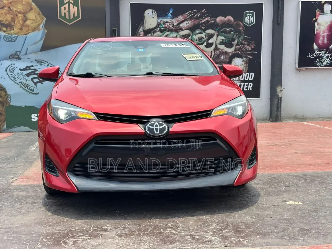 Toyota Corolla LE (1.8L 4cyl 2A) 2019 Red
