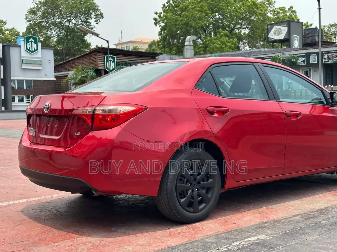 Toyota Corolla LE (1.8L 4cyl 2A) 2019 Red