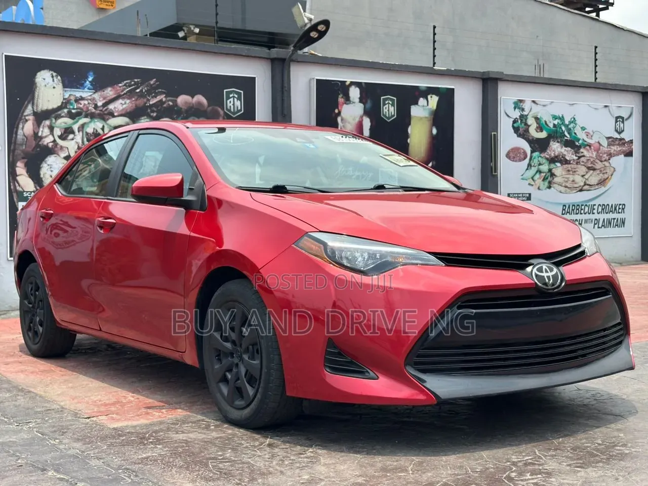 Toyota Corolla LE (1.8L 4cyl 2A) 2019 Red