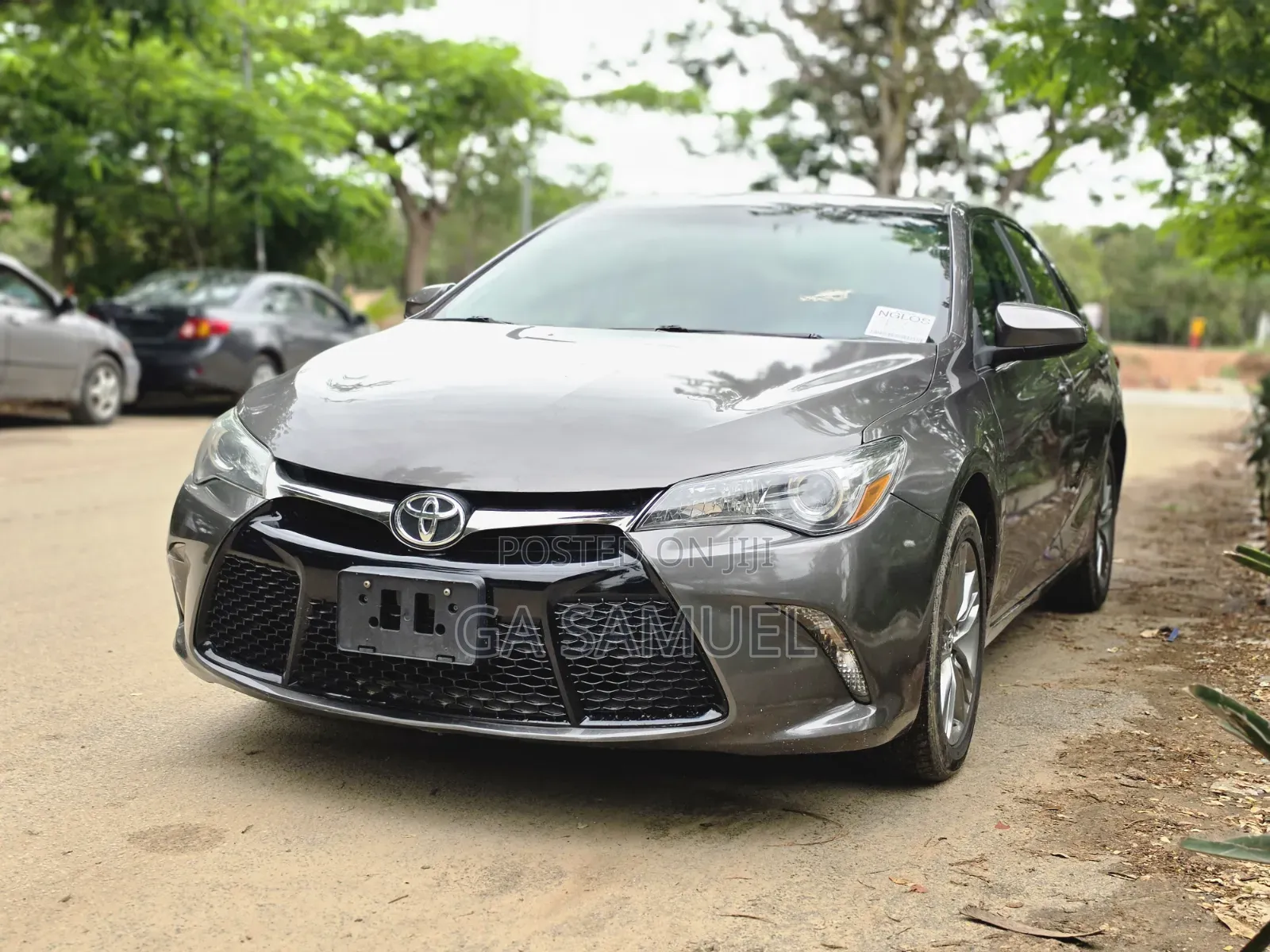 Toyota Camry SE 4dr Sedan (2.5L 4cyl 6A) 2016 Gray