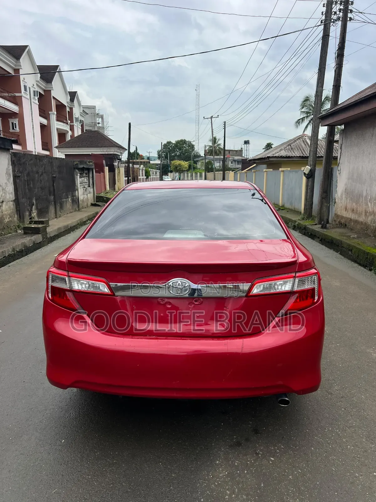 Toyota Camry SE 4dr Sedan (2.5L 4cyl 6A) 2013 Red