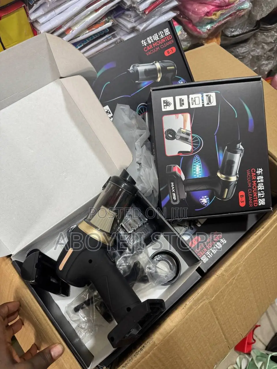 Double Batteries Rechargeable Vacuum Cleaner