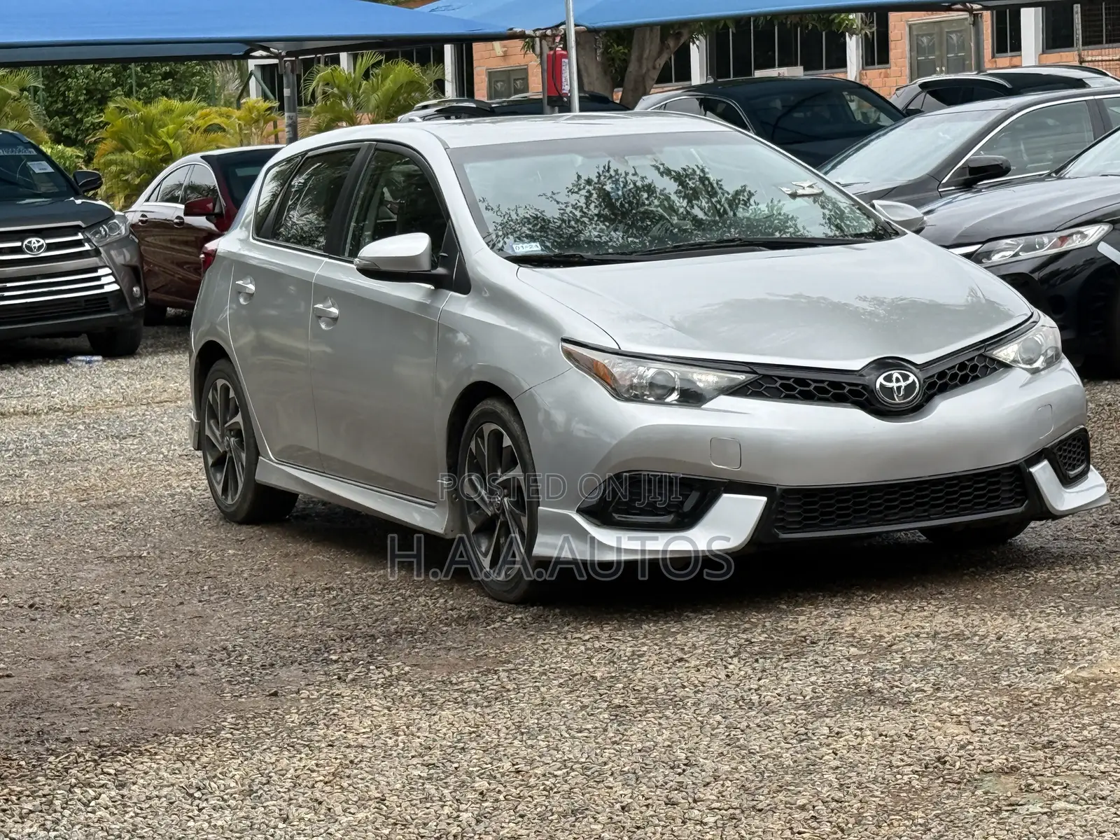 Toyota Corolla 2017 Silver