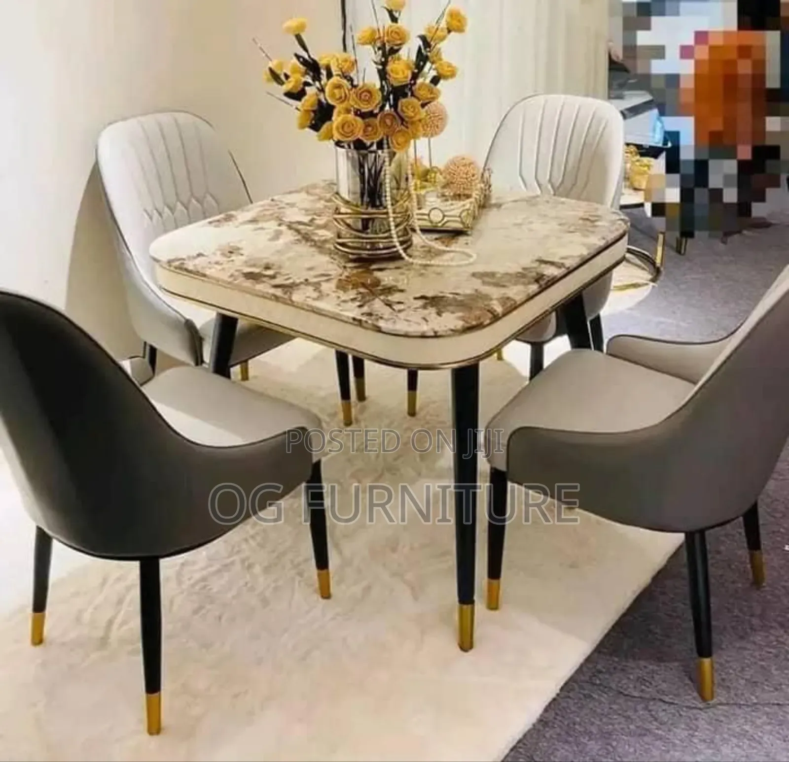Standard Marble Dinning Table With 4 Chairs Available Now
