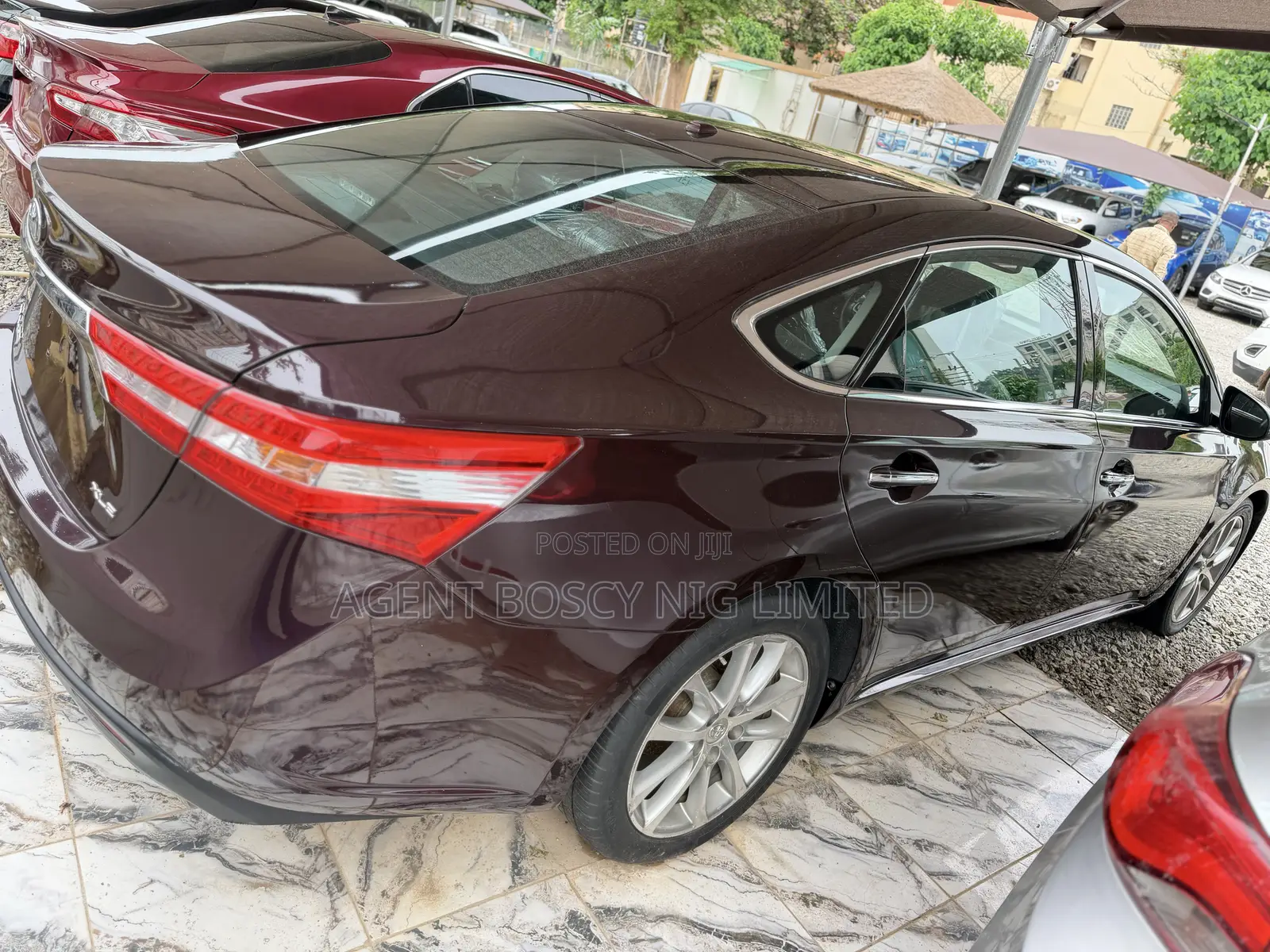 Toyota Avalon XLE 4dr Sedan (3.5L 6cyl 6A) 2014 Maroon