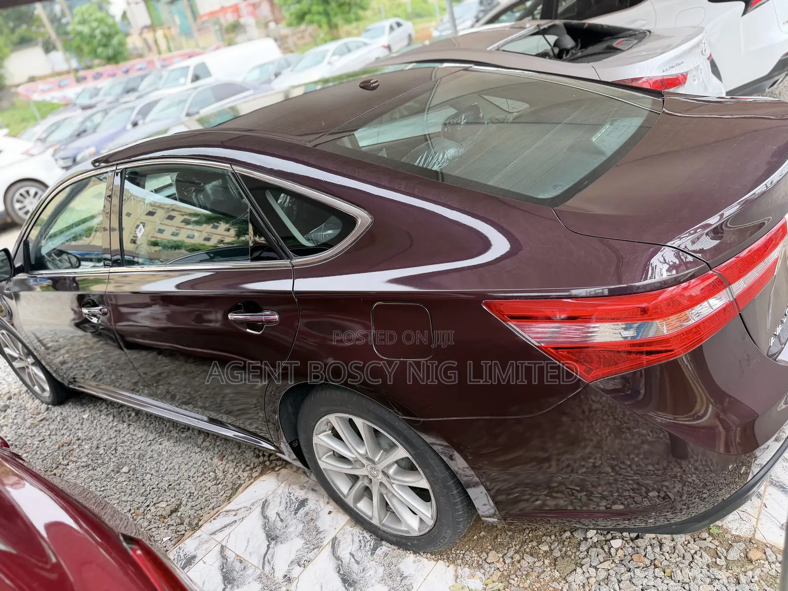Toyota Avalon XLE 4dr Sedan (3.5L 6cyl 6A) 2014 Maroon