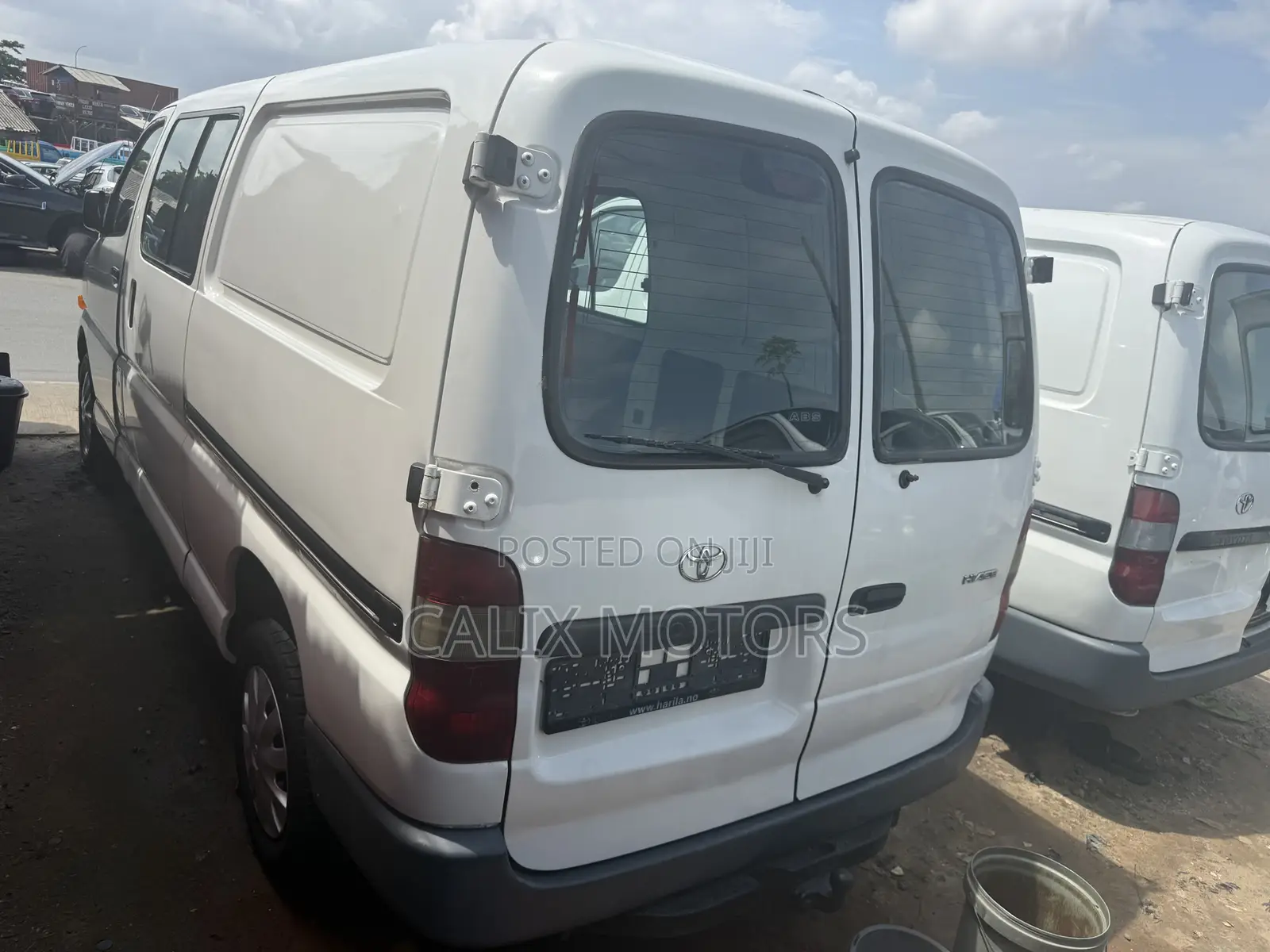 Toyota HiAce 2008 White