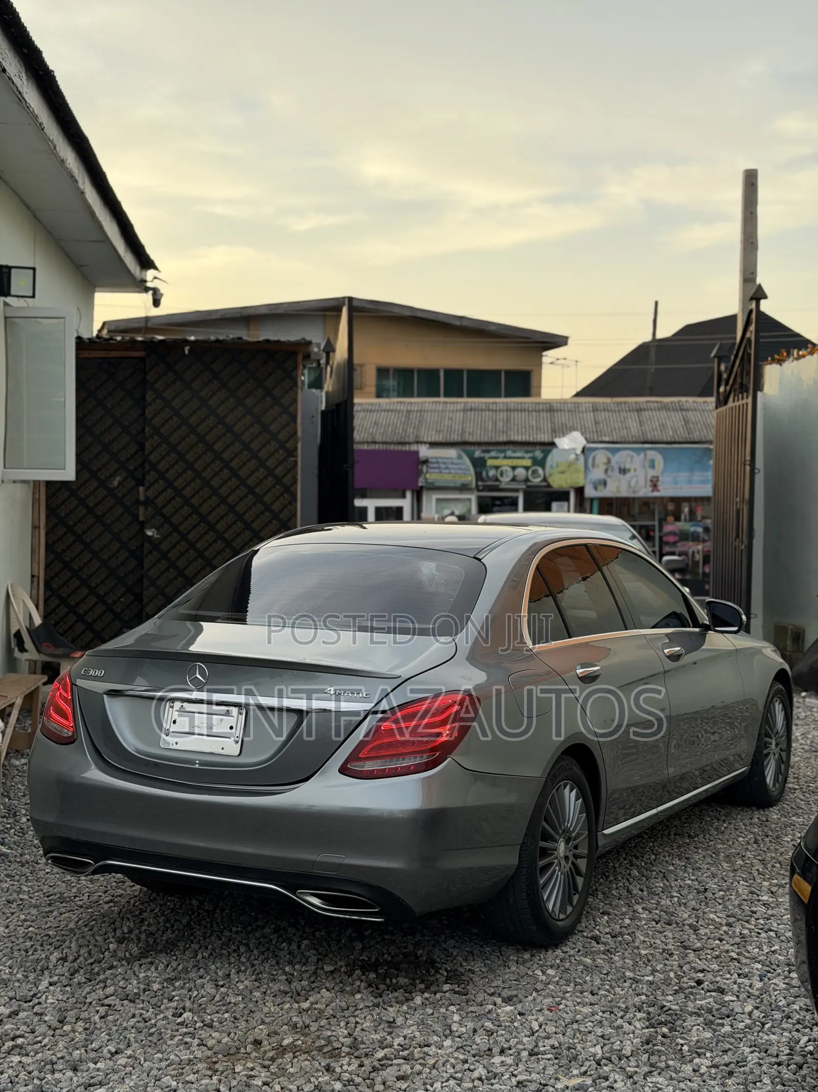 Mercedes-Benz C300 Sport 4dr AWD 4Matic Sedan (2.0L 4cyl 7A) 2015 Gray