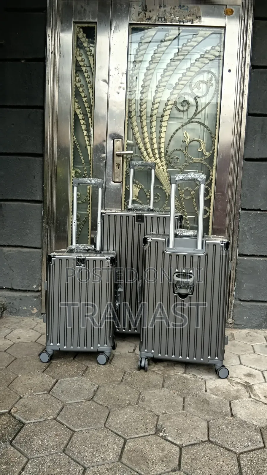Premium 3pcs Aluminum Luggage Set Available in Ikeja