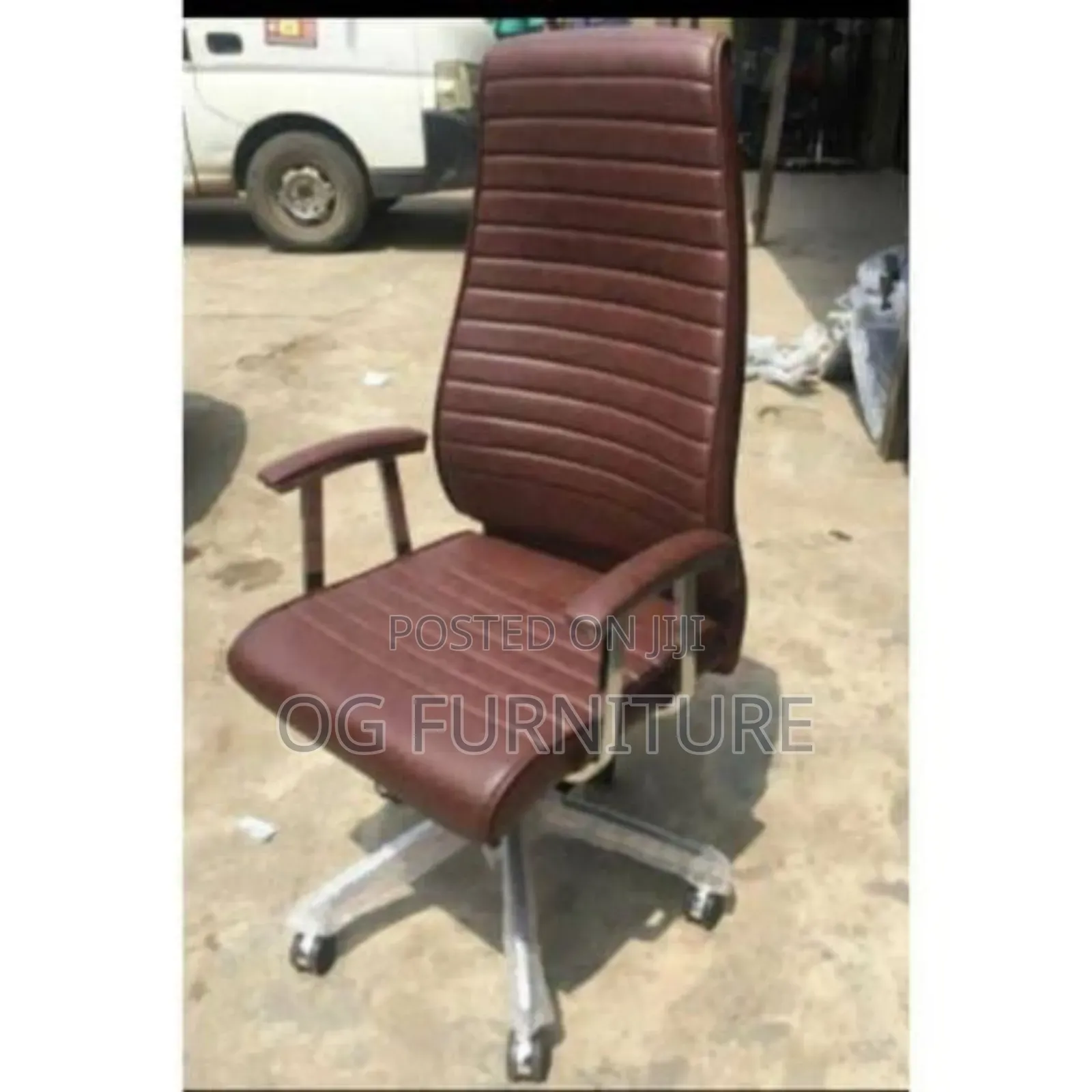 Executive Office Chair for Standard Offices.