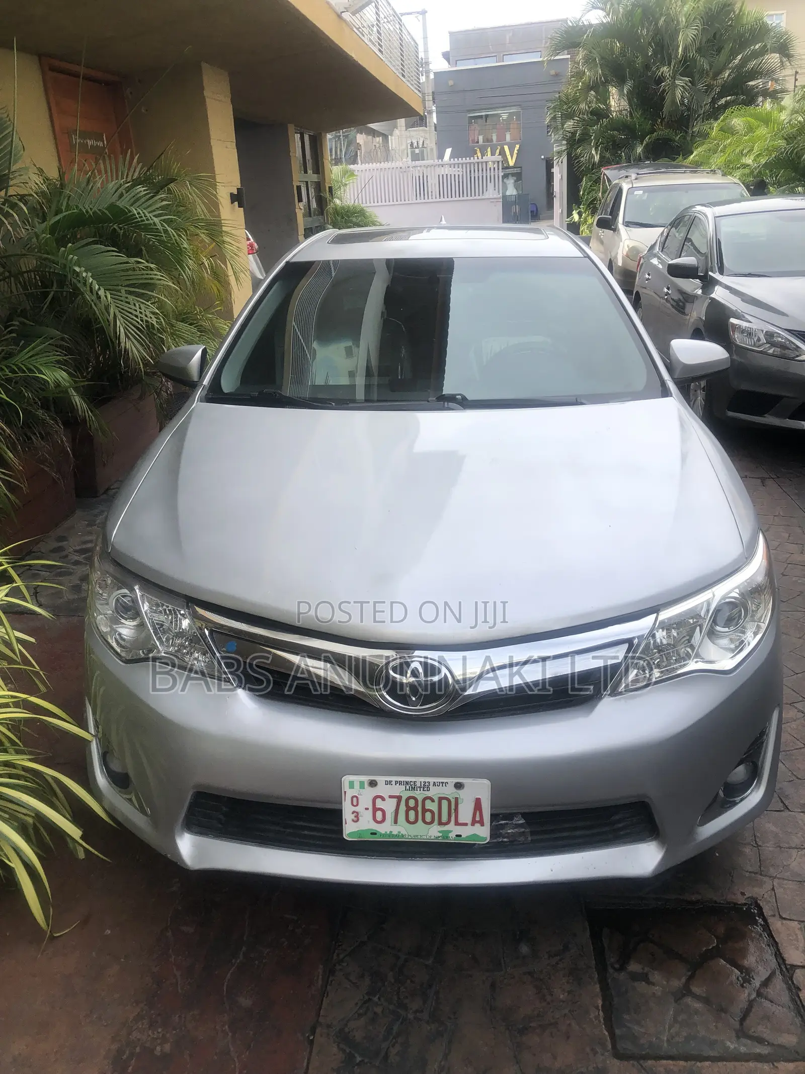 Toyota Camry 2014 Silver