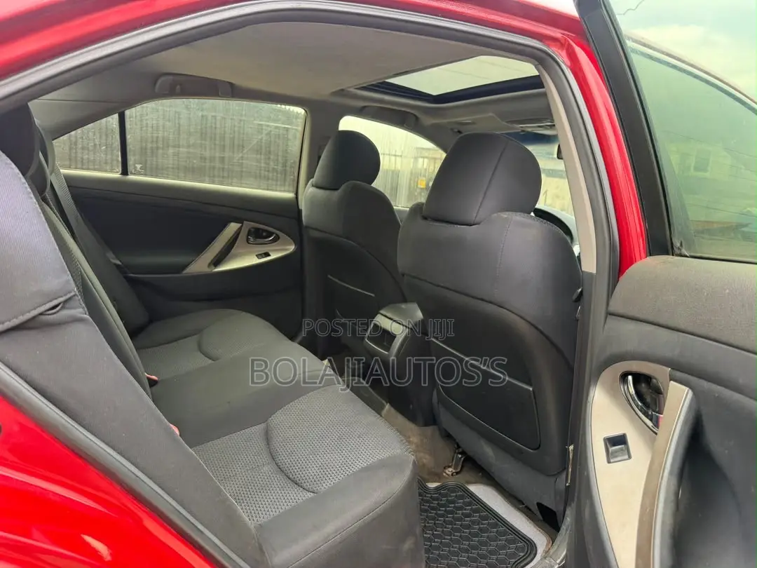 Toyota Camry 2.4 SE Automatic 2008 Red