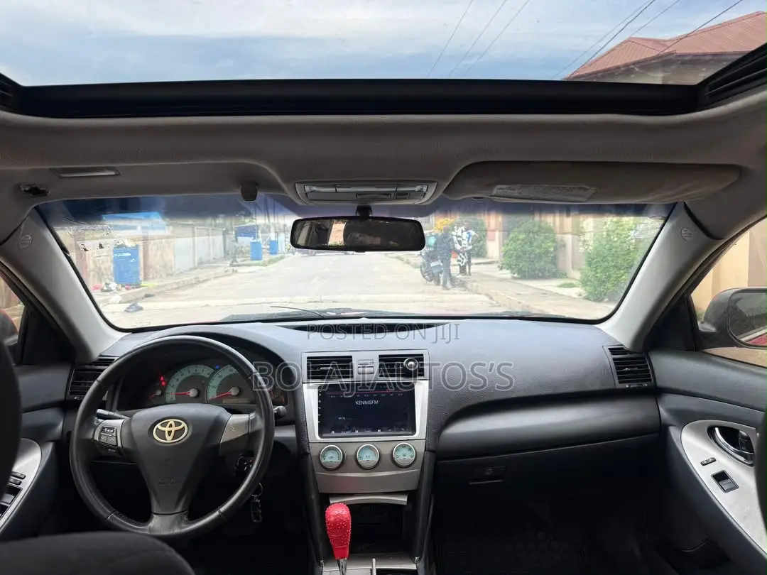 Toyota Camry 2.4 SE Automatic 2008 Red