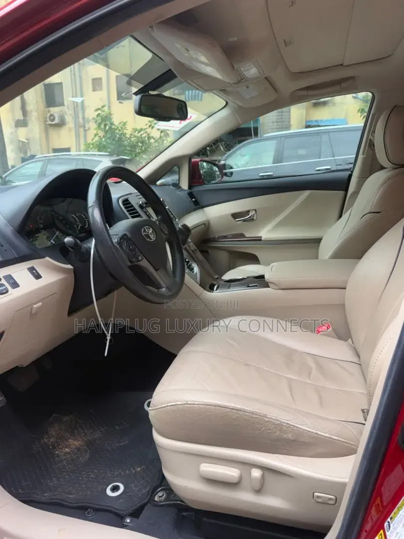 Toyota Venza 2014 Red