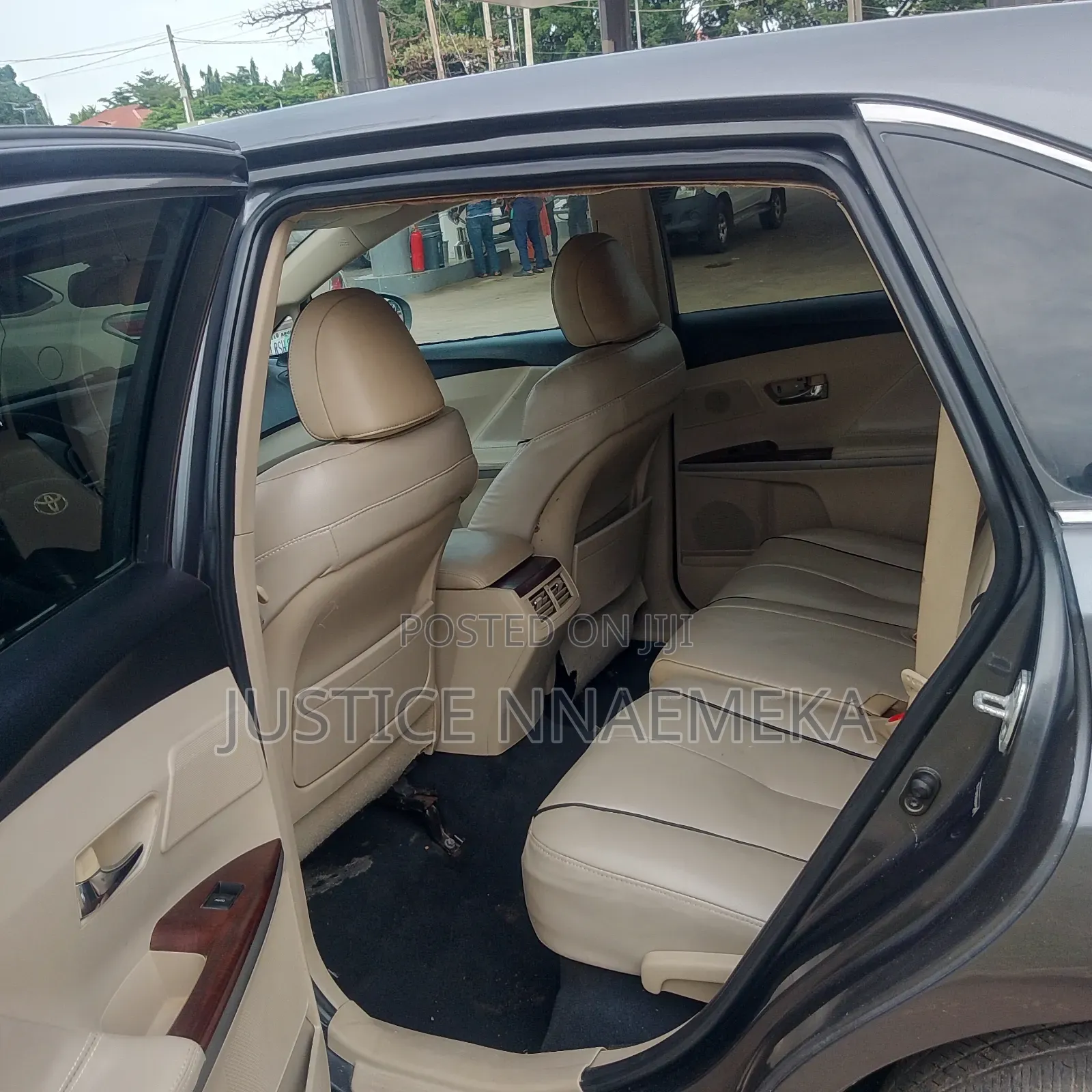 Toyota Venza 2010 Gray