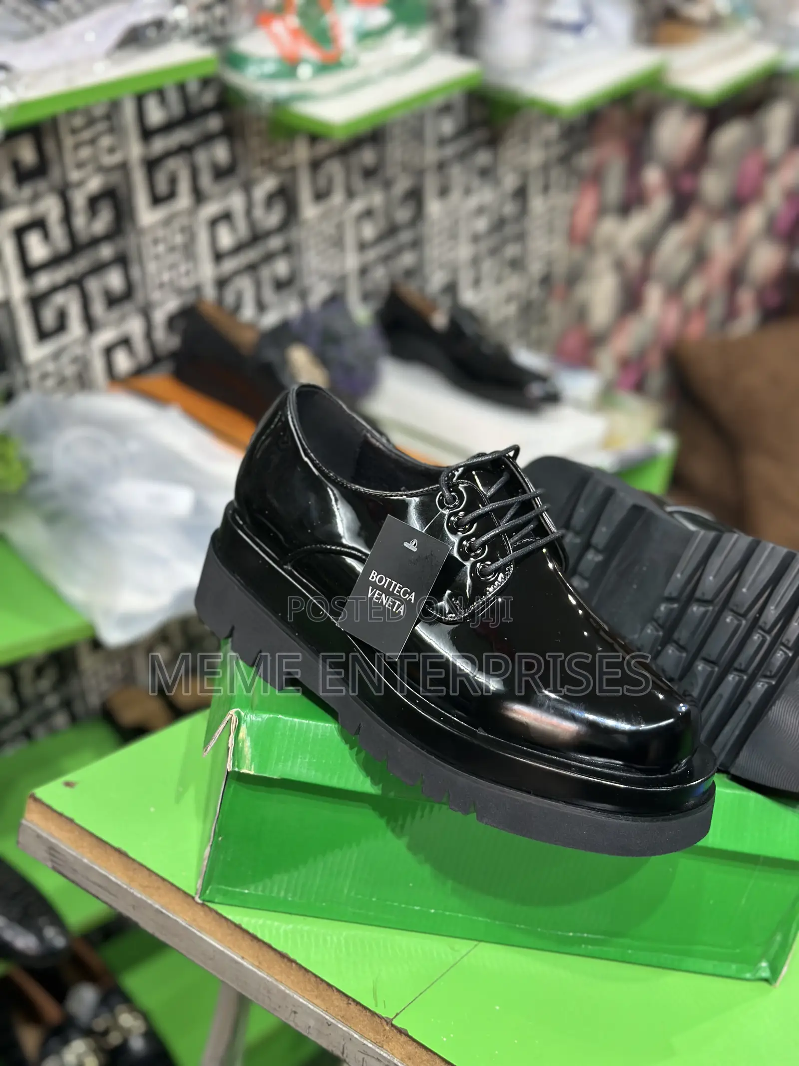 Botega Shoe