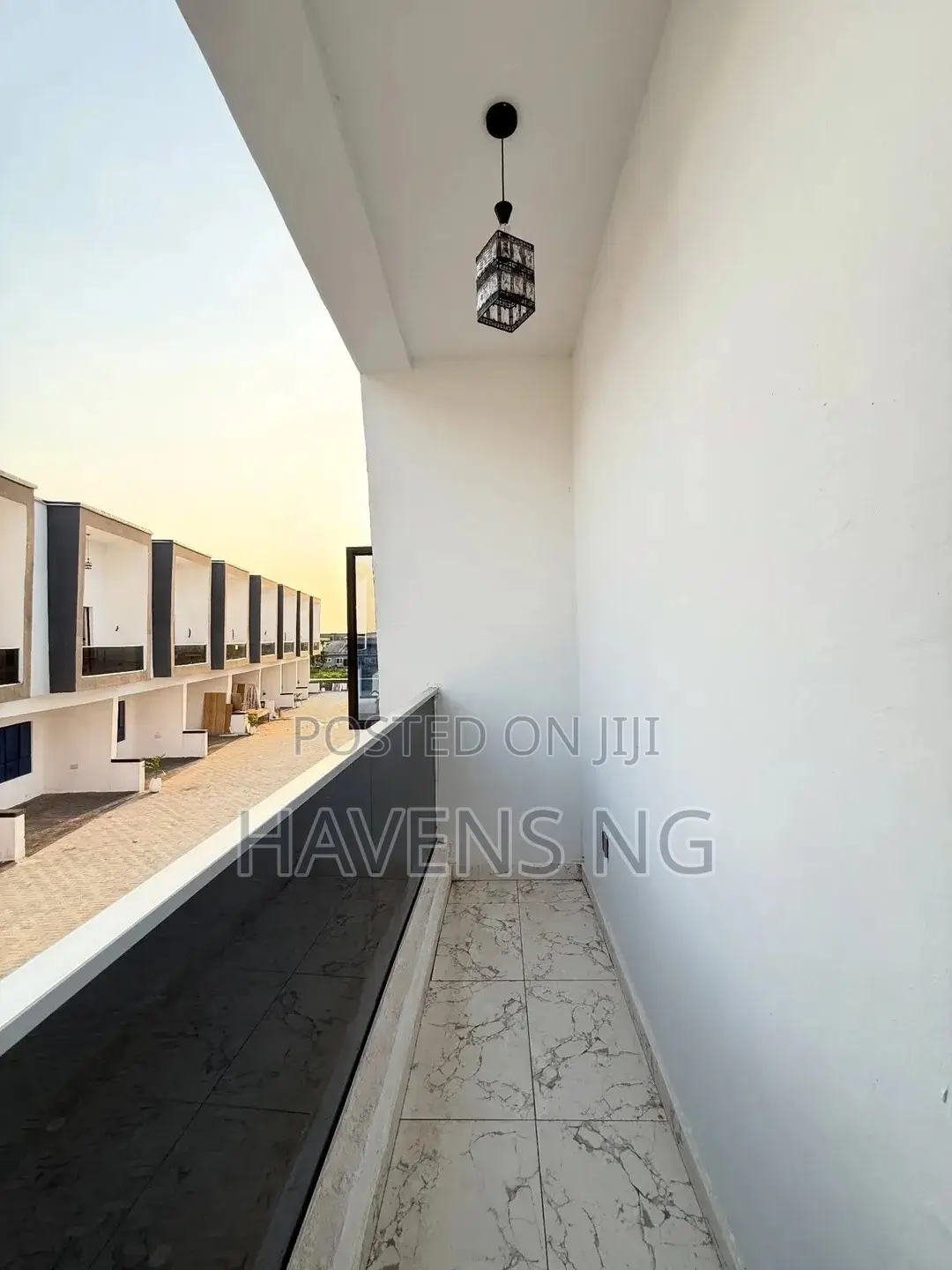 2bdrm Duplex in Lekki Phase 2 for sale