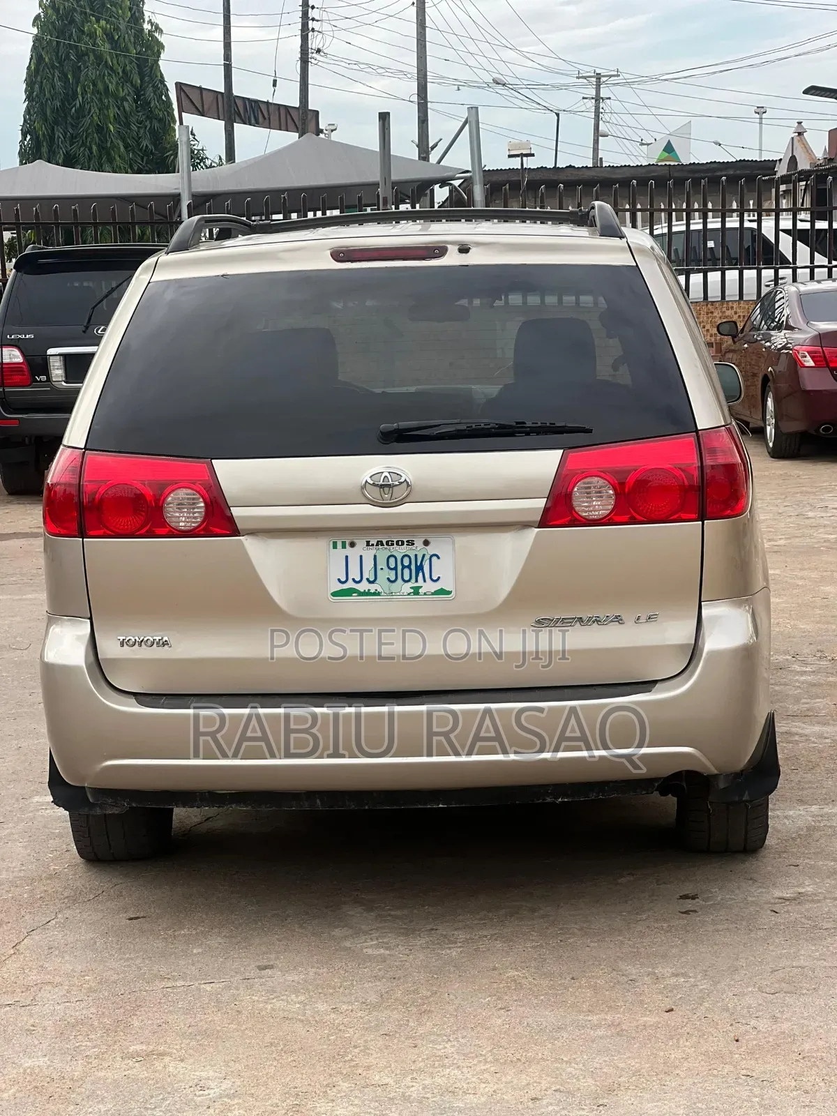 Toyota Sienna 2008 Gold