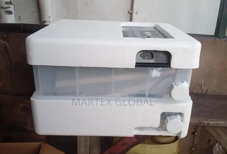 128 Eggs Automatic Dual Power Incubator