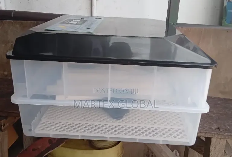 128 Eggs Automatic Dual Power Incubator