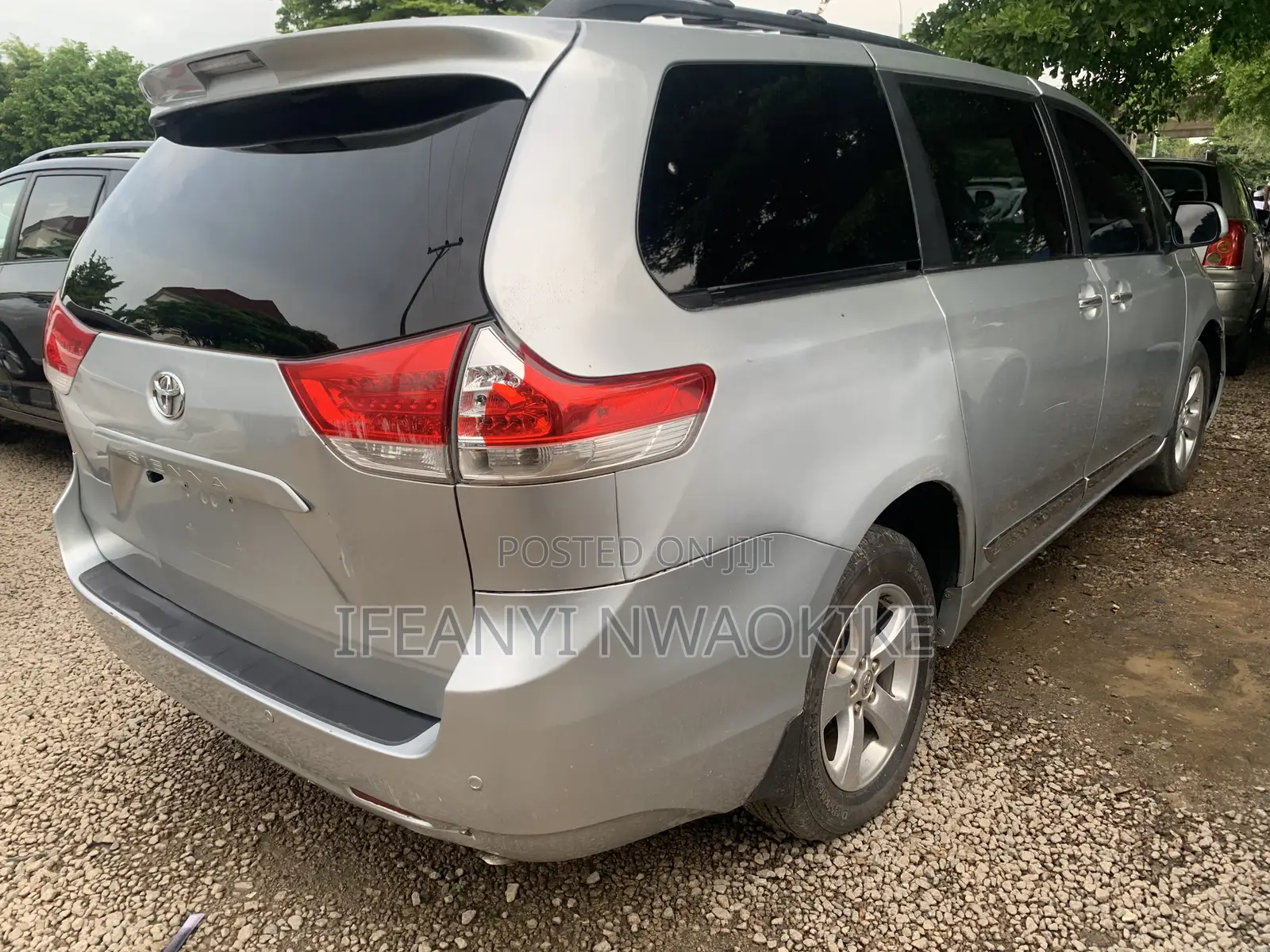 Toyota Sienna XLE 7 Passenger 2012 Gray