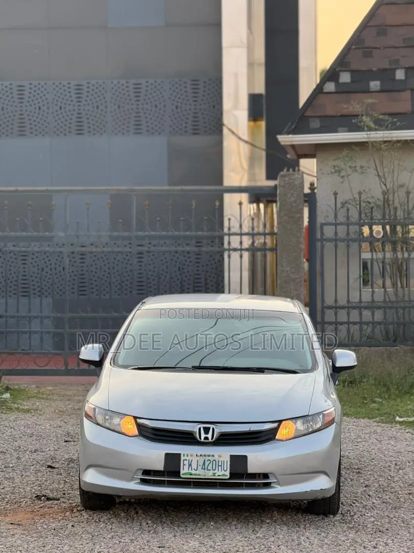 Honda Civic 2012 Silver