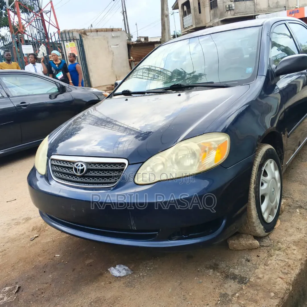 Toyota Corolla 2004 Blue