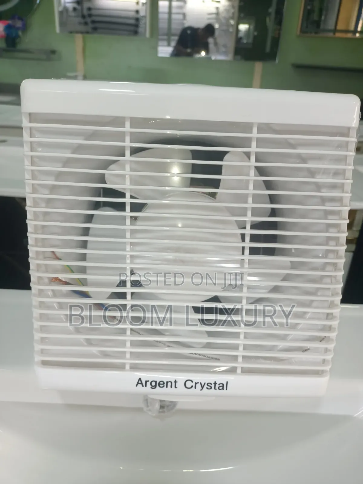 Argent Crystal Extractor Fan (Validation Fan)