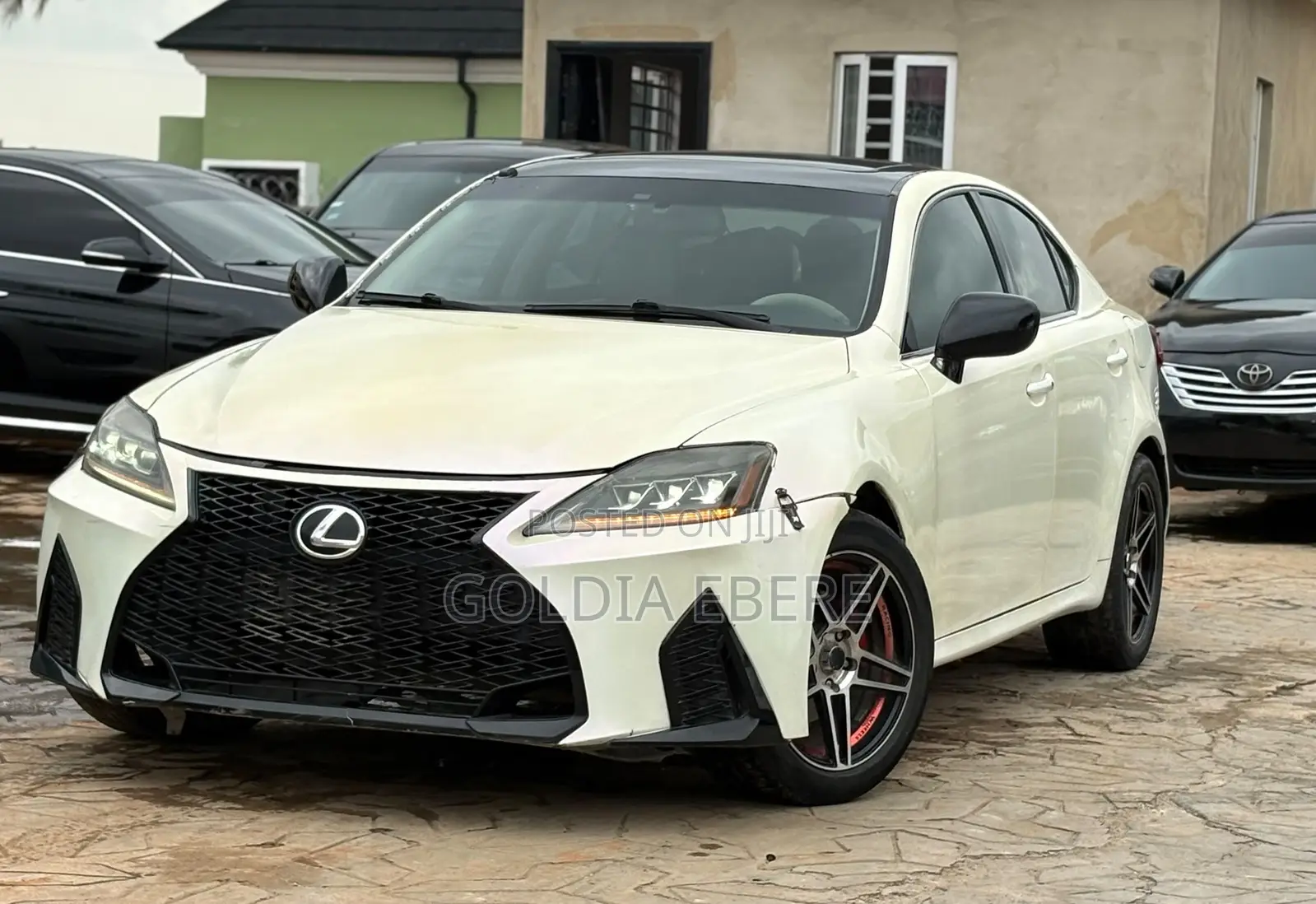 Lexus IS 350 AWD 2015 White