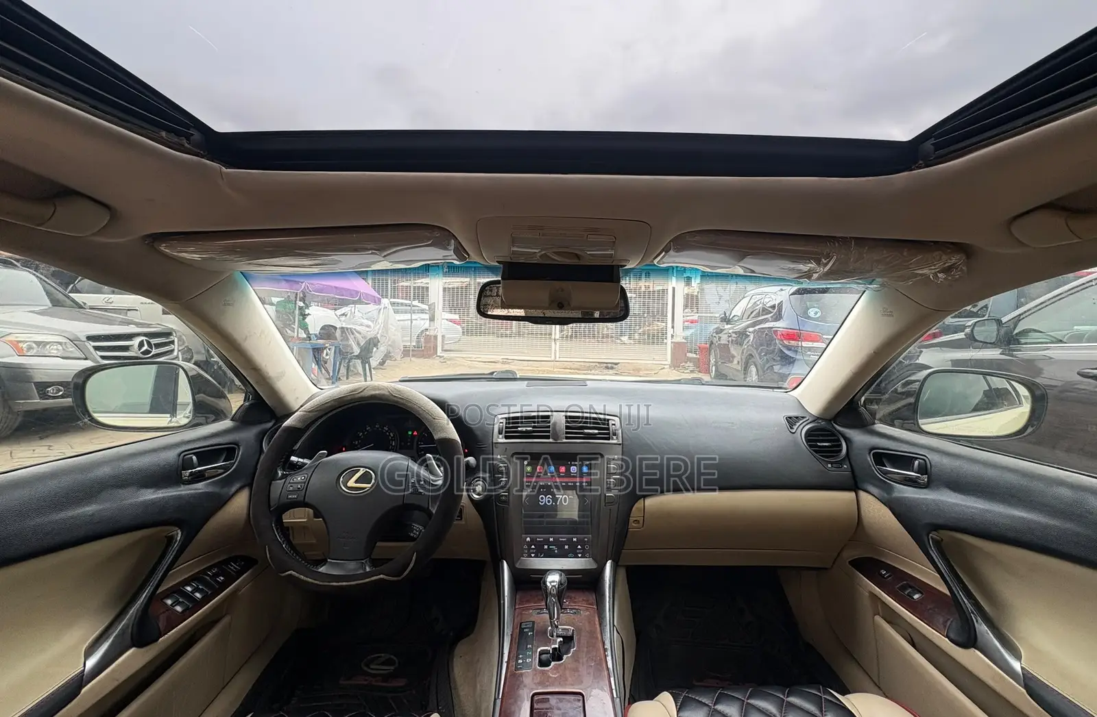 Lexus IS 350 AWD 2015 White