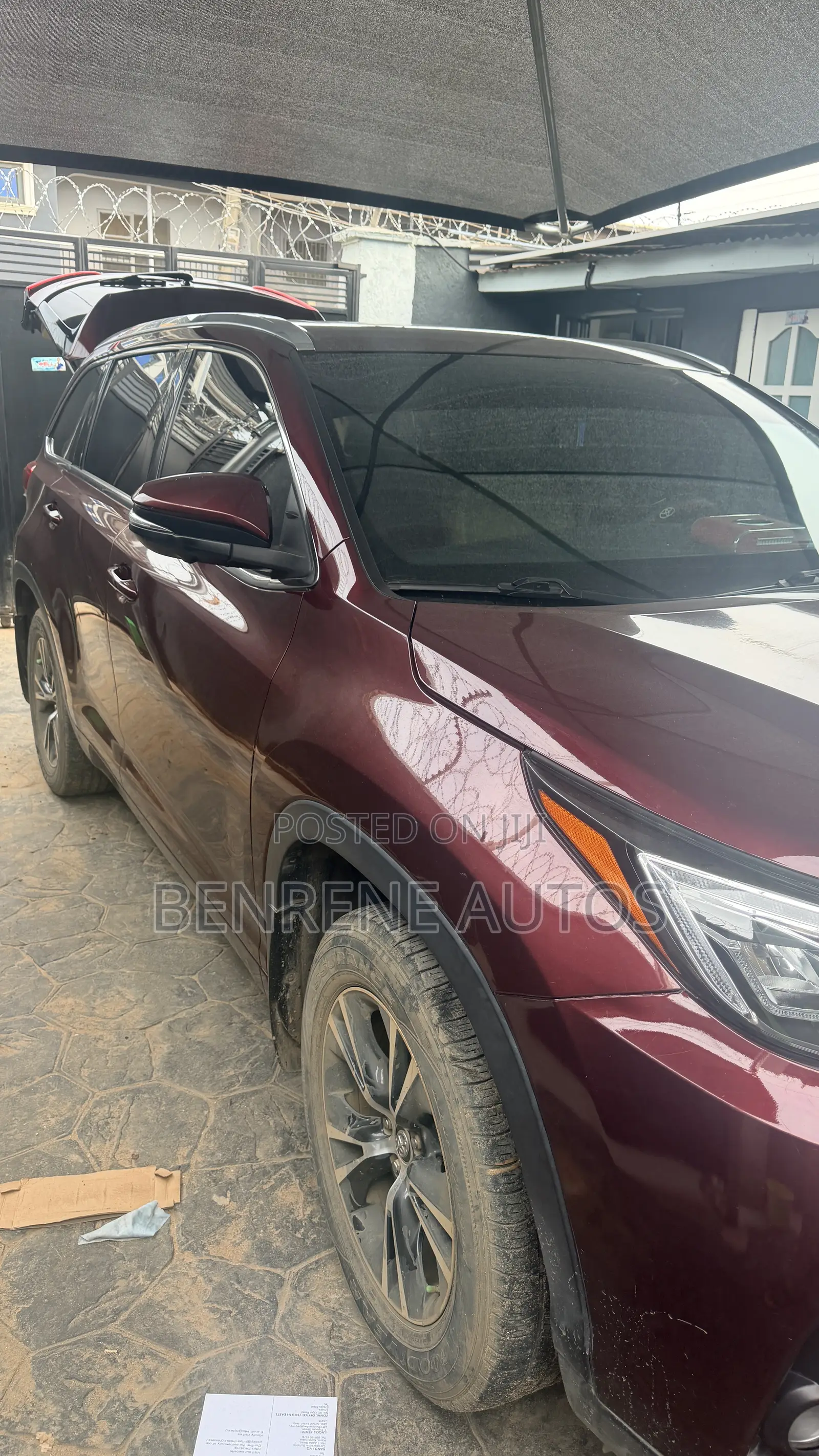 Toyota Highlander XLE V6 4x4 (3.5L 6cyl 6A) 2016