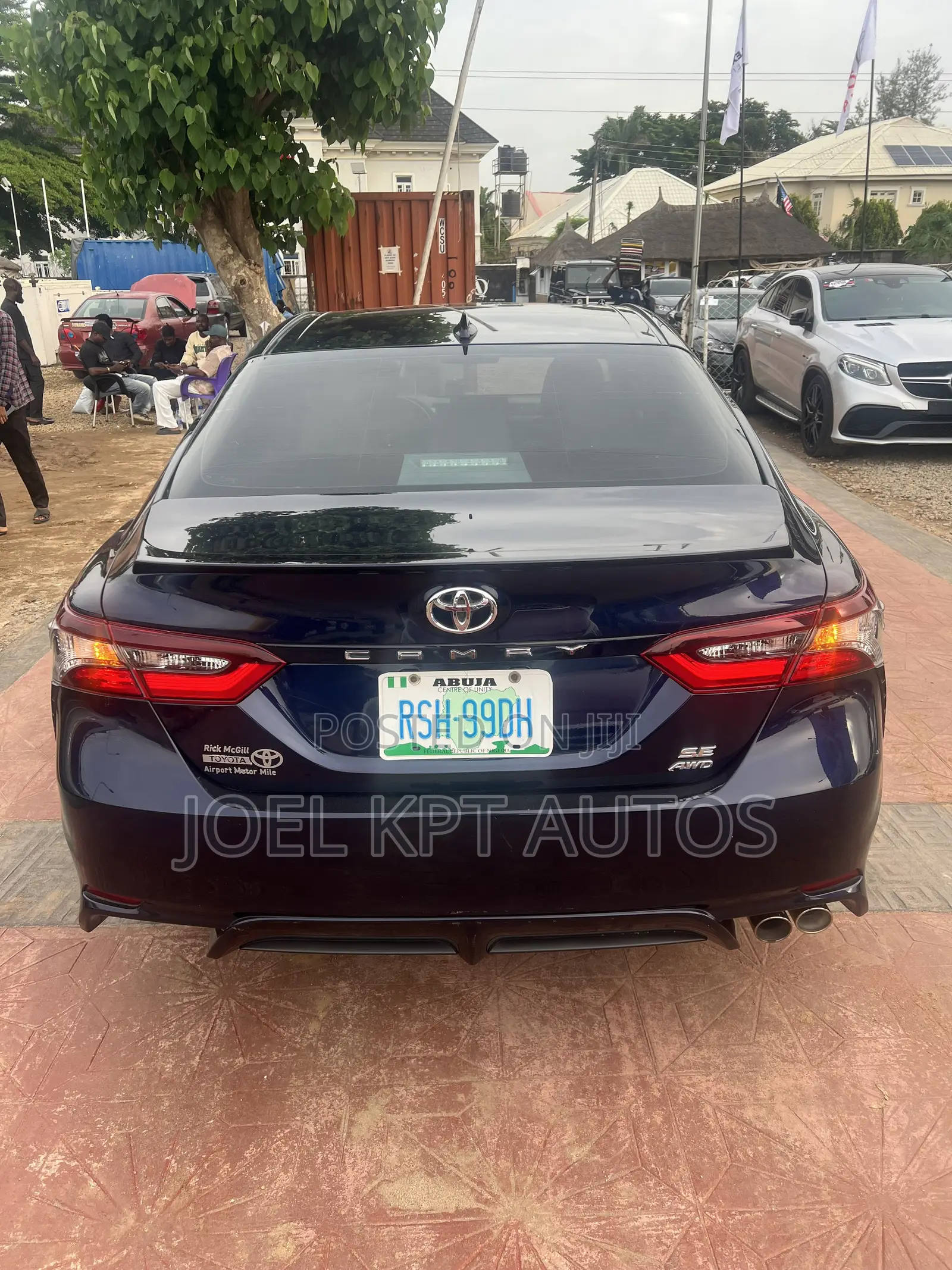 Toyota Camry 2021 Blue
