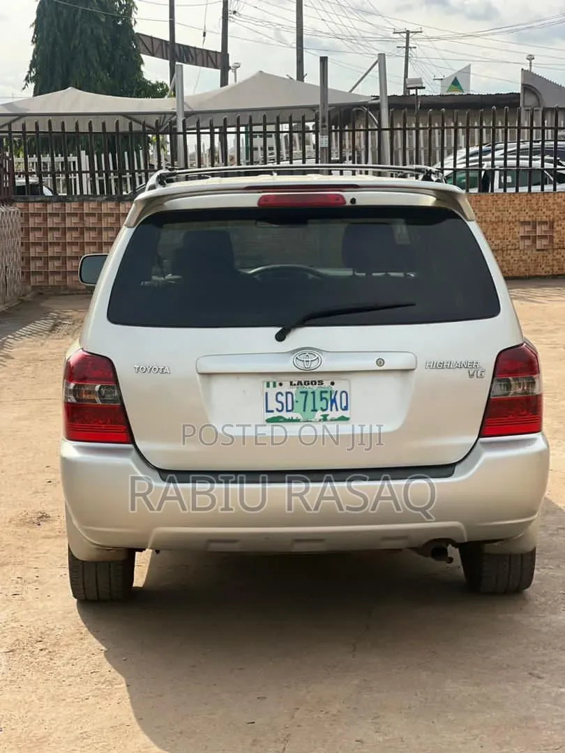 Toyota Highlander 2005 Silver